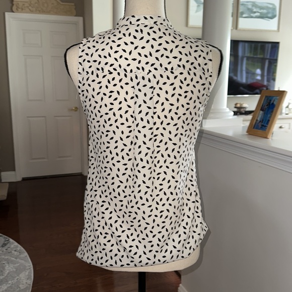 H&M Patterned Tank - Picture 4 of 4